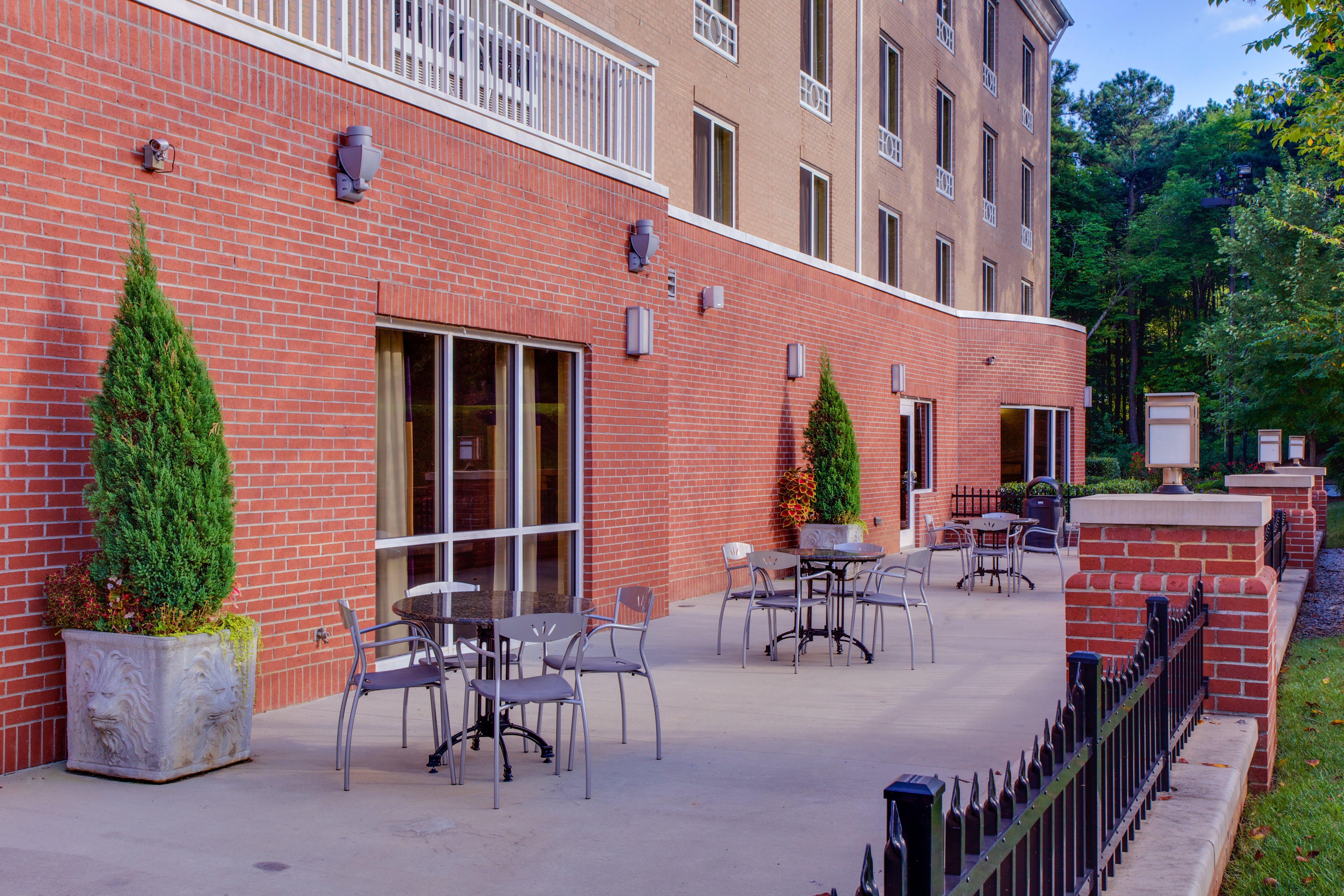 Holiday Inn Express Hotel Raleigh Southwest By Ihg Exterior photo