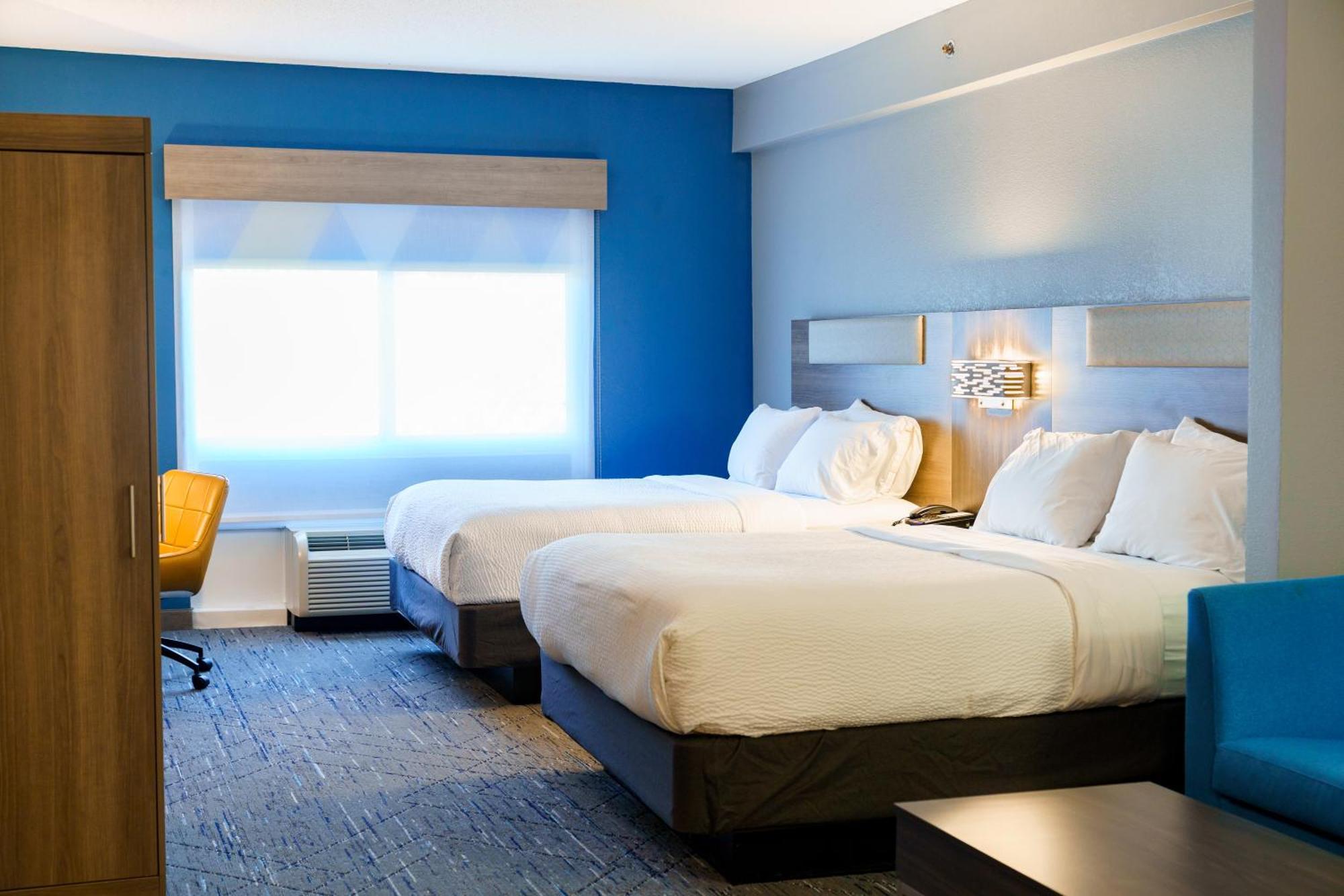 Holiday Inn Express Hotel Raleigh Southwest By Ihg Exterior photo